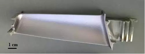 燃氣渦輪發(fā)動機鎳基高溫合金及葉片的滲鋁遮蔽材料