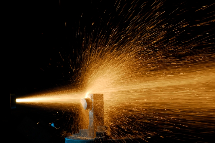 超音速火焰循環(huán)噴涂的解決方案:YT0511-D525RE熱噴涂膠帶